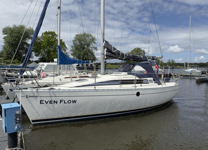 Beneteau First 285