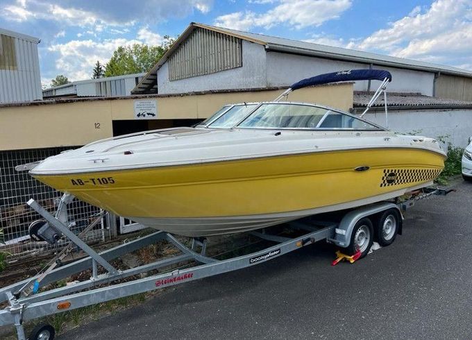 Sea Ray 220 SSE