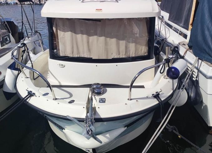 Quicksilver 605 Pilothouse