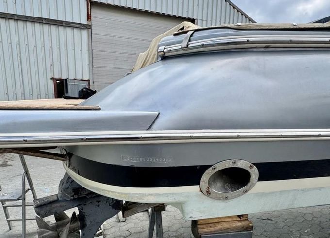 Chris Craft Launch 25