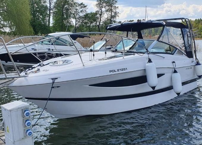 Four Winns V275