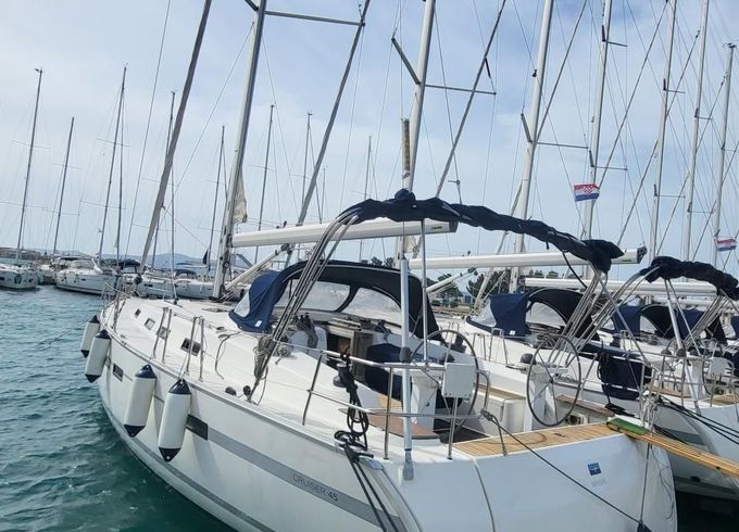 Bavaria CRUISER 45