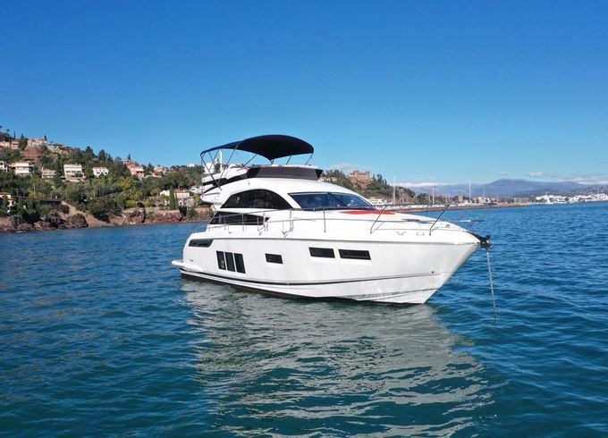 Fairline Squadron 48