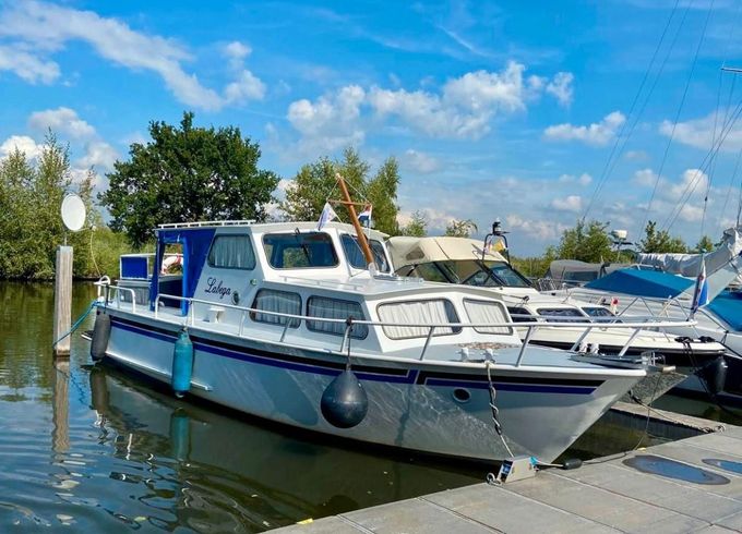 Stahlschiff Motorboot