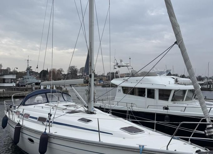 Bavaria 39