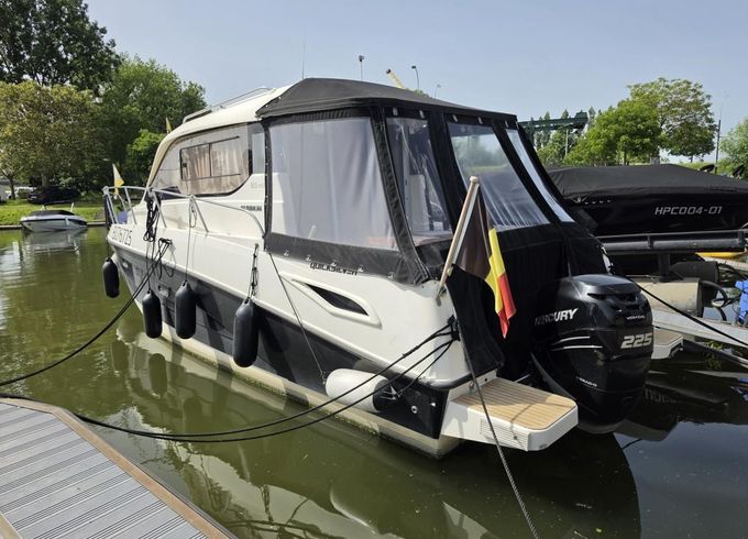 Quicksilver 855 Weekender