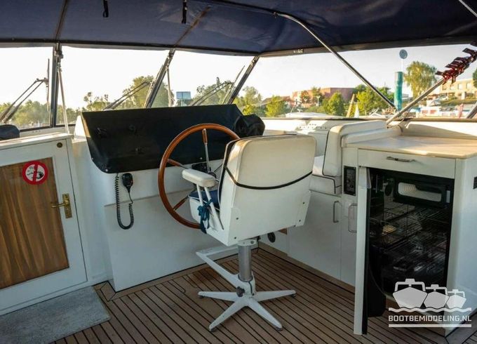 Valk Royal 45