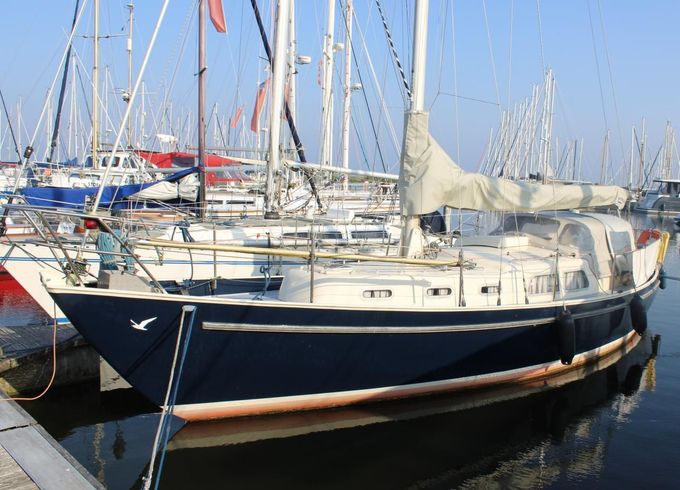 Carena 35