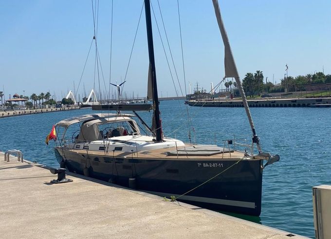 Bavaria 55