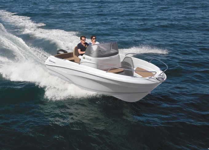 Jeanneau 5.5 CC Cap Camarat