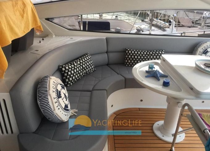 Pershing 56'