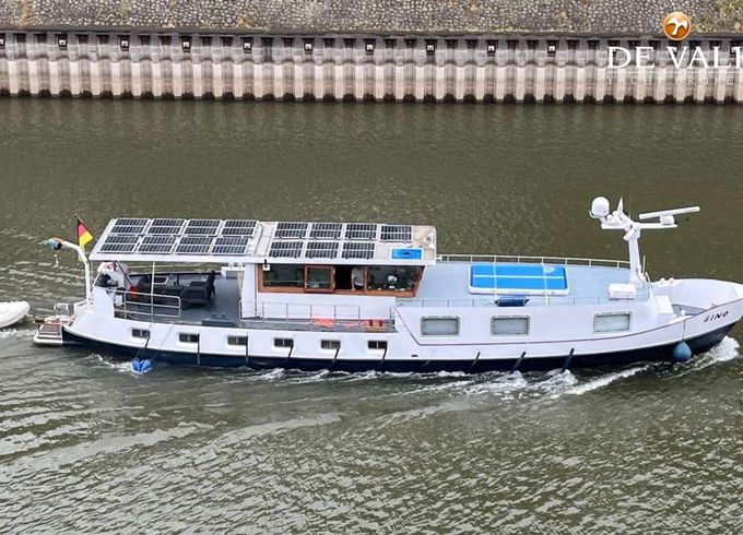 Luxe motor 22 m