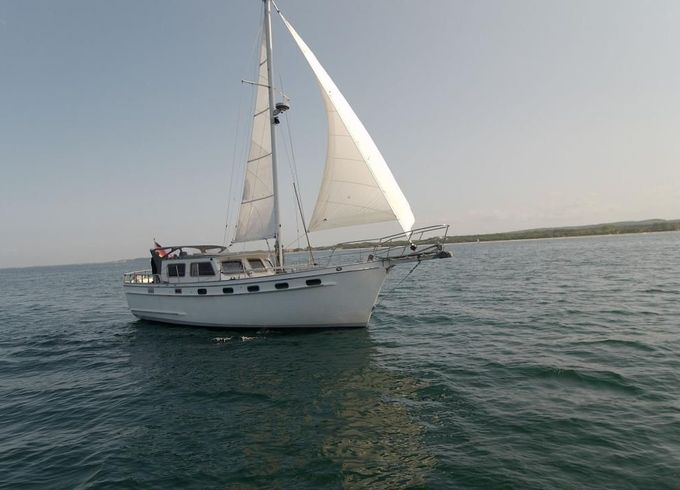 Island Trader 40
