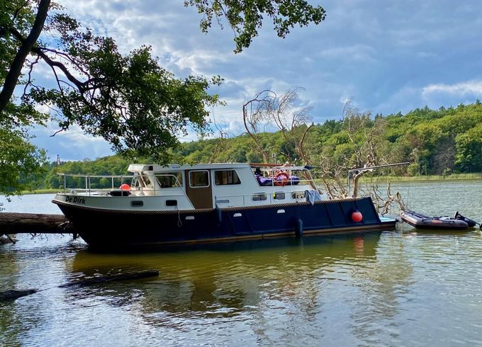 Koning-Keyzer Crown Trawler