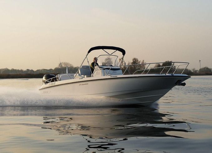 Boston Whaler 270 Dauntless