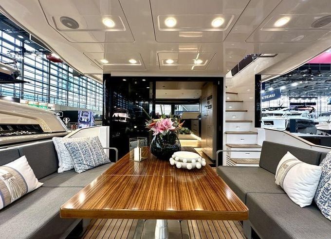 Sirena 48
