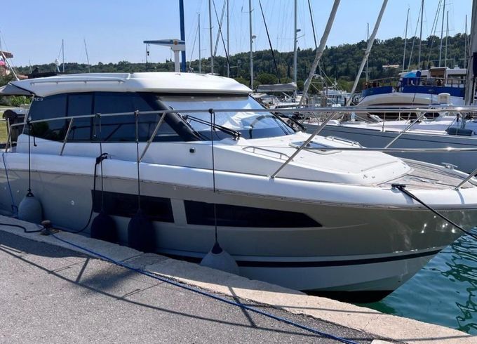 Jeanneau NC9