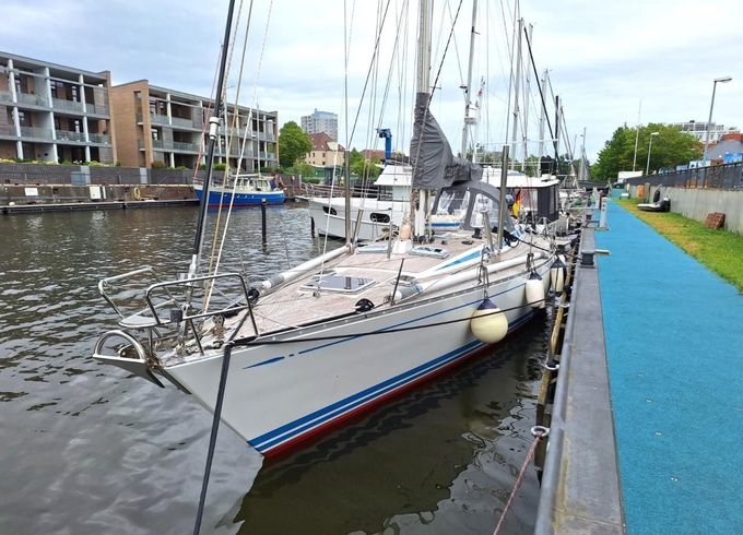 Nautors Swan 53