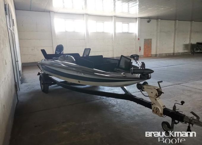 Stratos Boats 355 V