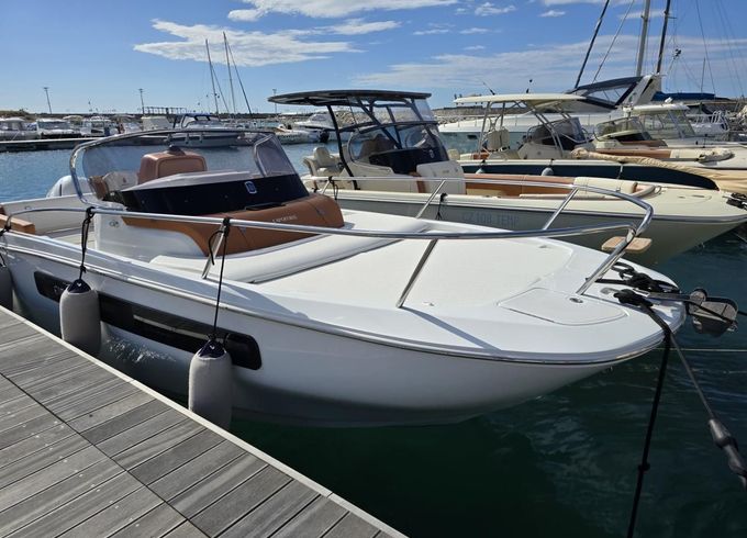 Capoforte by Invictus CX 240