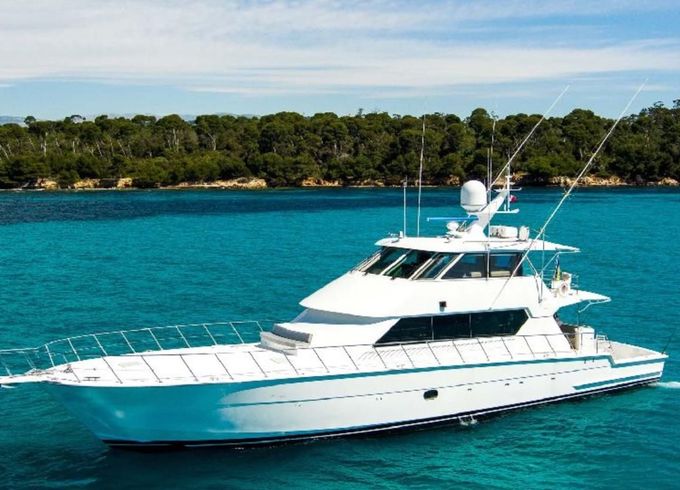 Hatteras 86'