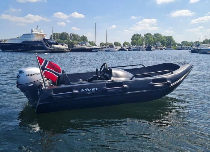 River 350 XR Black Edition