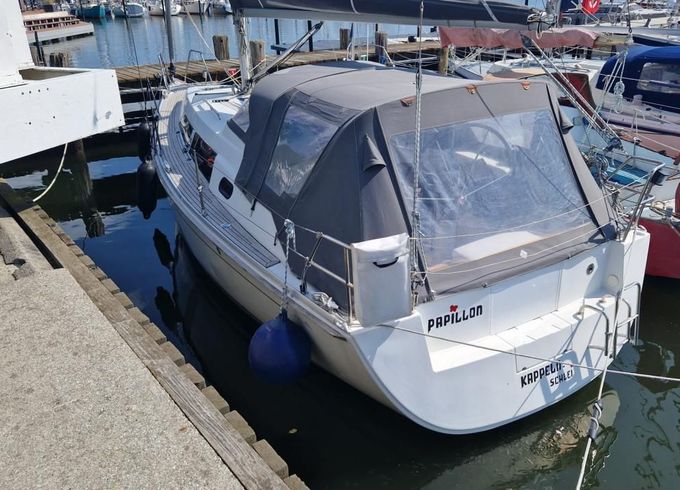 Hanse Yachts AG 320