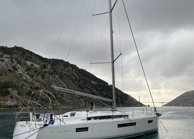 Jeanneau 440