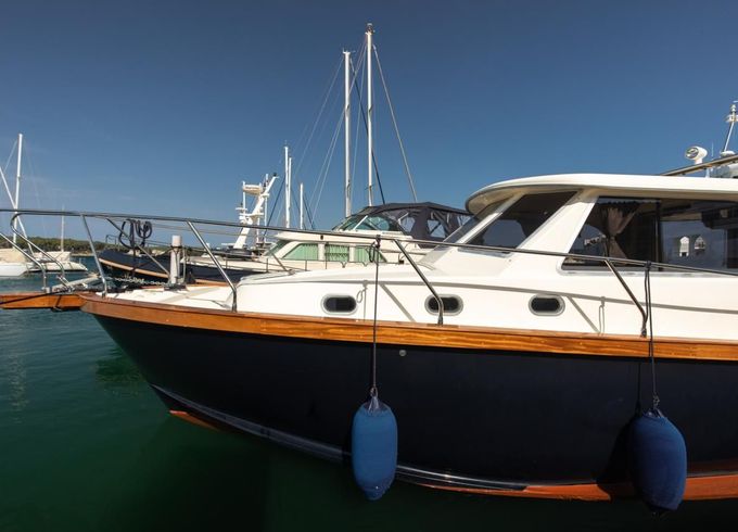 Brodoremont Adria Mare 38