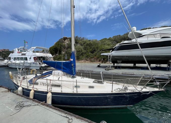Jeremy Rogers Limited Contessa 32