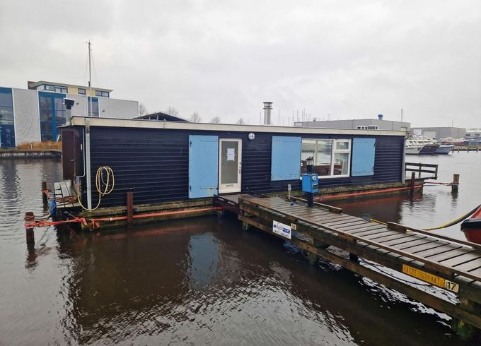 Woonark 16.00 Geen Vaste Ligplaats!