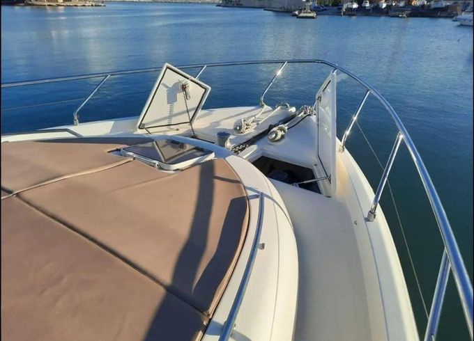 Ferretti 630