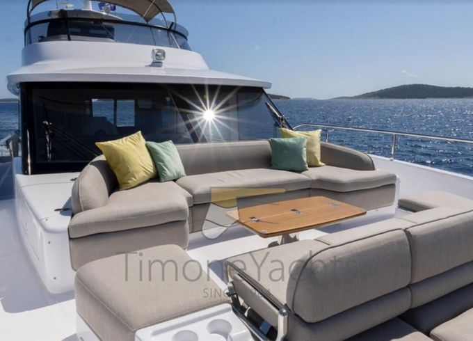 Azimut Magellano 60