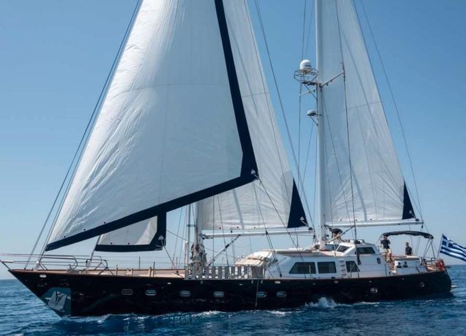 CCYD Royal Sailing Yacht