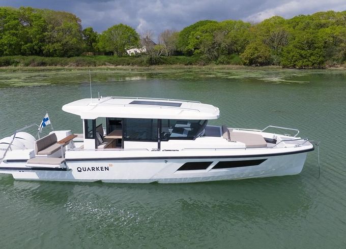 Quarken 35 Cabin Tourer