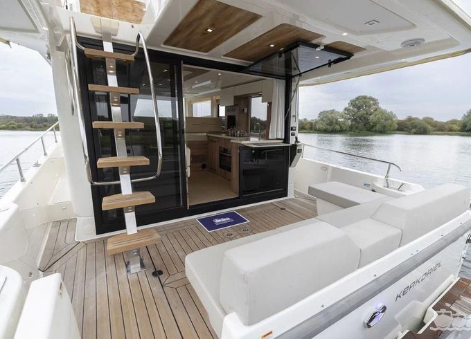 Cranchi Eco Trawler 43 Long Distance