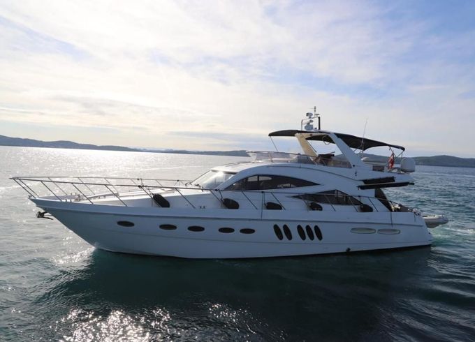 Sealine T60