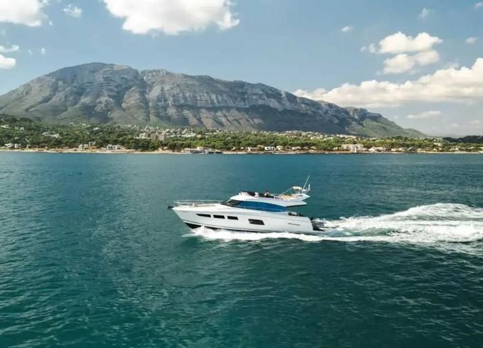 Prestige 560