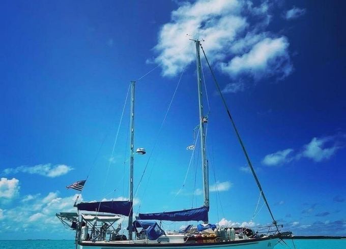 Pearson 365 Ketch