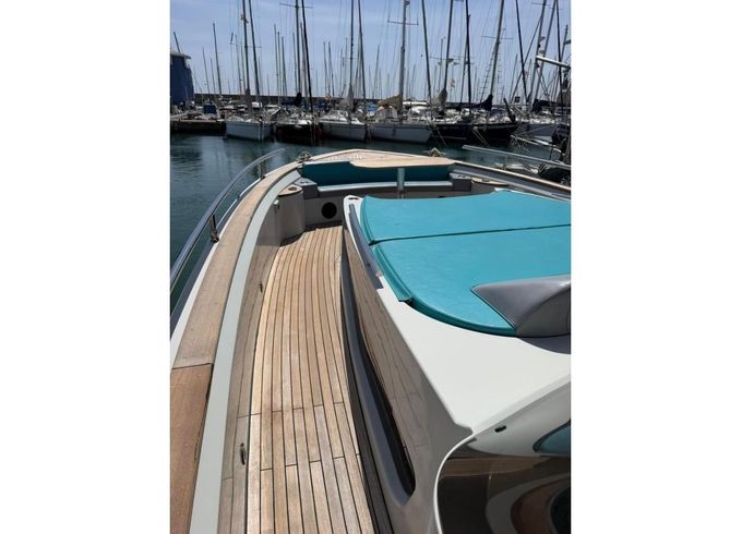 Allure 38