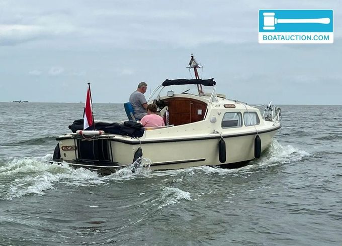Waterland 700