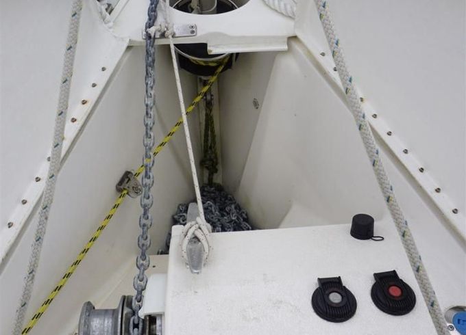 Hunter Marine 40.5