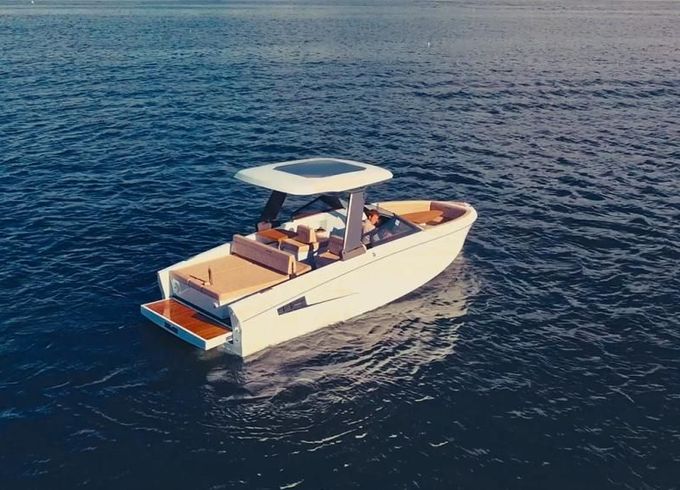Ganz Boats Ovation 7X Open