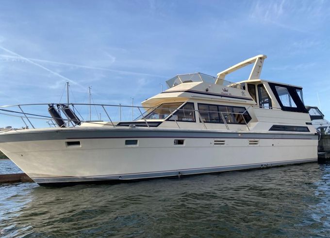 HI-Star 48 Fly