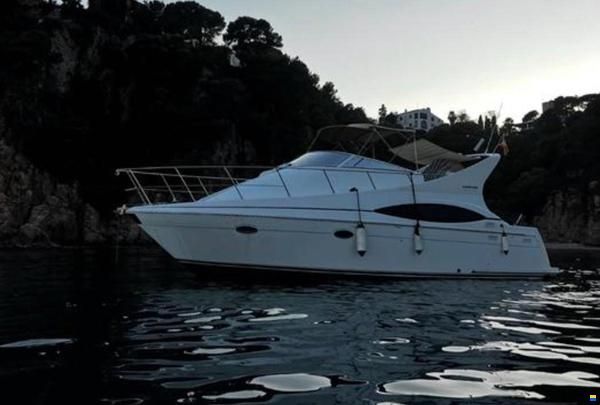 Carver Mariner 350