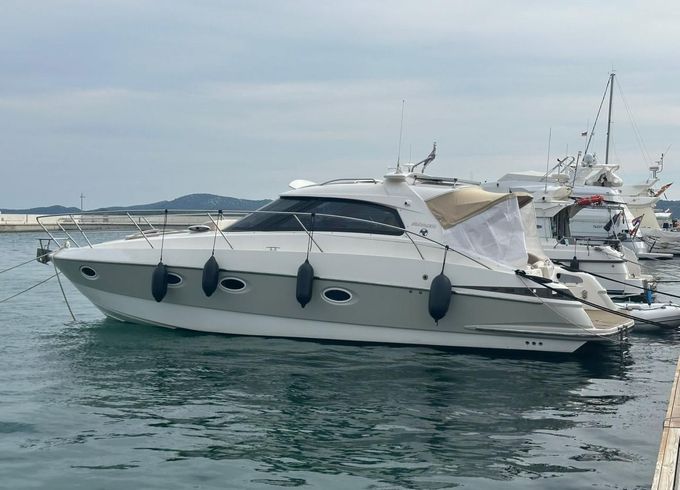 Elan Power E35 Hardtop