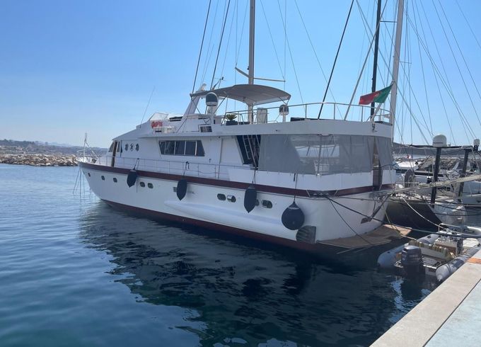 Admiral Boats 25