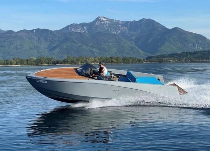 Ganz Boats Ovation 6.8 E