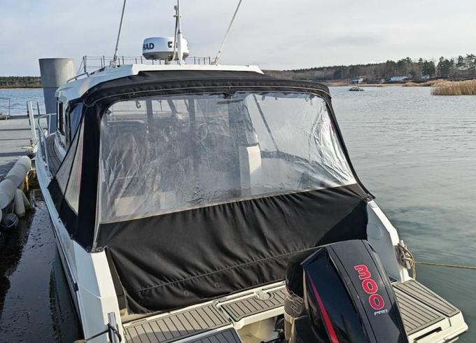 Parker Marine 790 Explorer