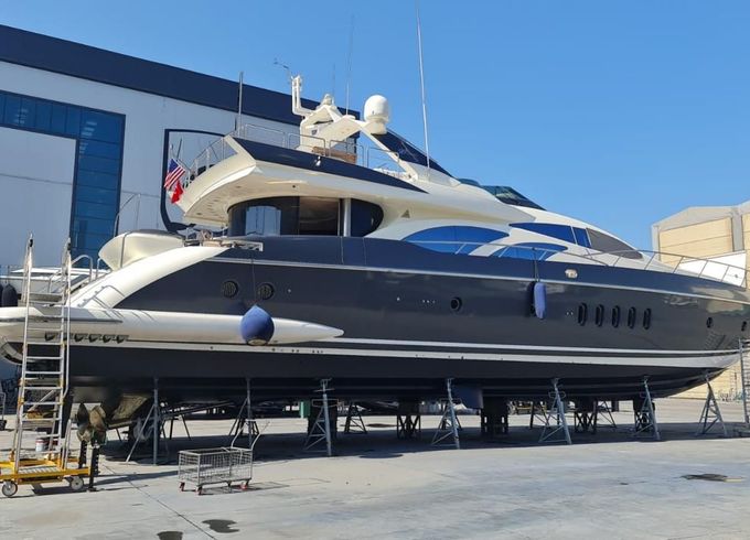 Azimut Leonardo 98